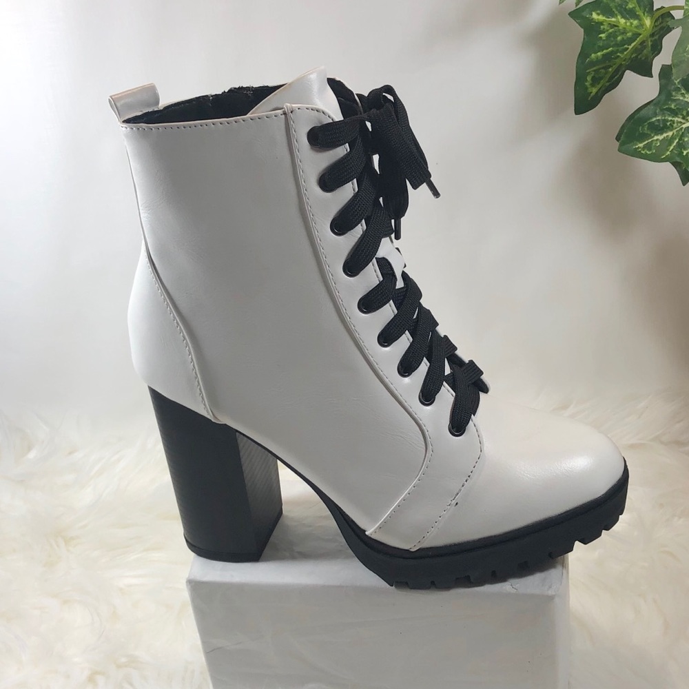 New Faux Leather Lace Up Platform Ankle Bootie